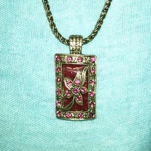 Flower Pendant with pink rhinestones nice